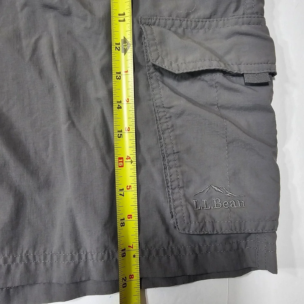 LL Bean Gray Nylon Ripstop Cargo‎ Shorts Men's XL Hiking Outdoor Utility